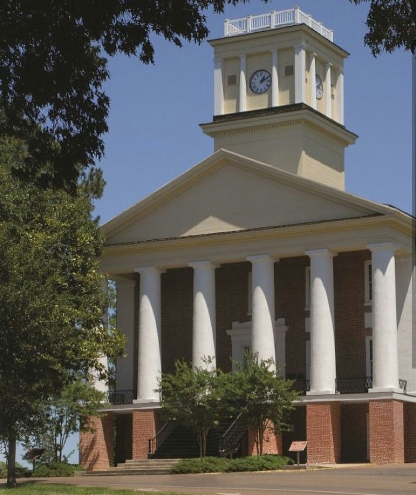 Colleges in Brookhaven, Mississippi and Colleges near Brookhaven