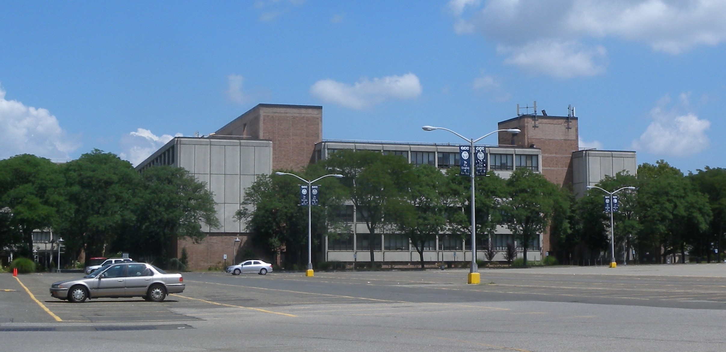 Undergraduate Majors Offered At CUNY Queensborough Community College