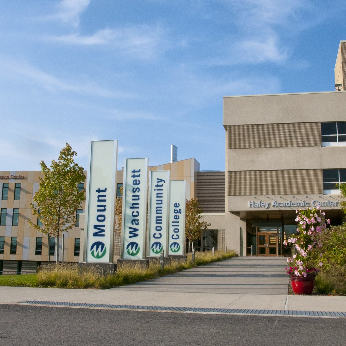 Mount Wachusett Community College