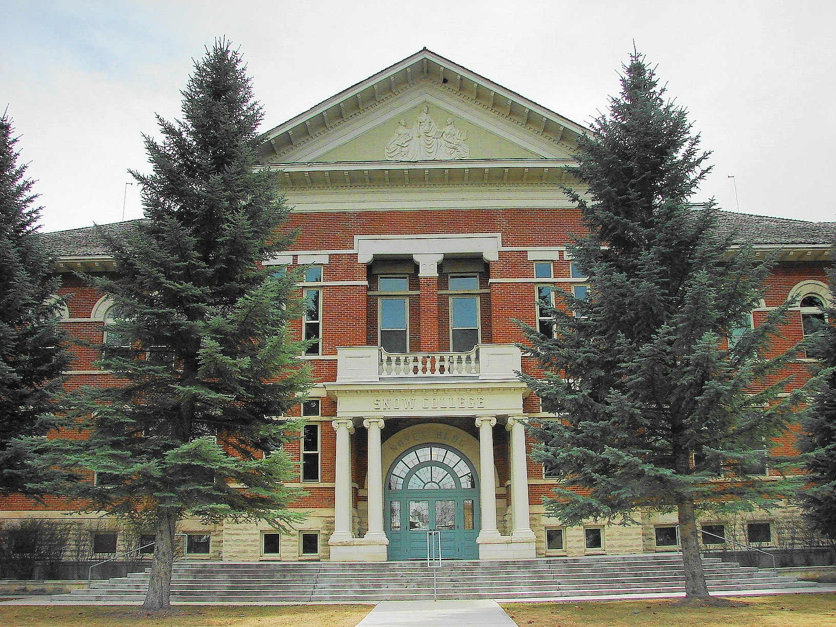 Colleges in Carbonville, Utah and Colleges near Carbonville