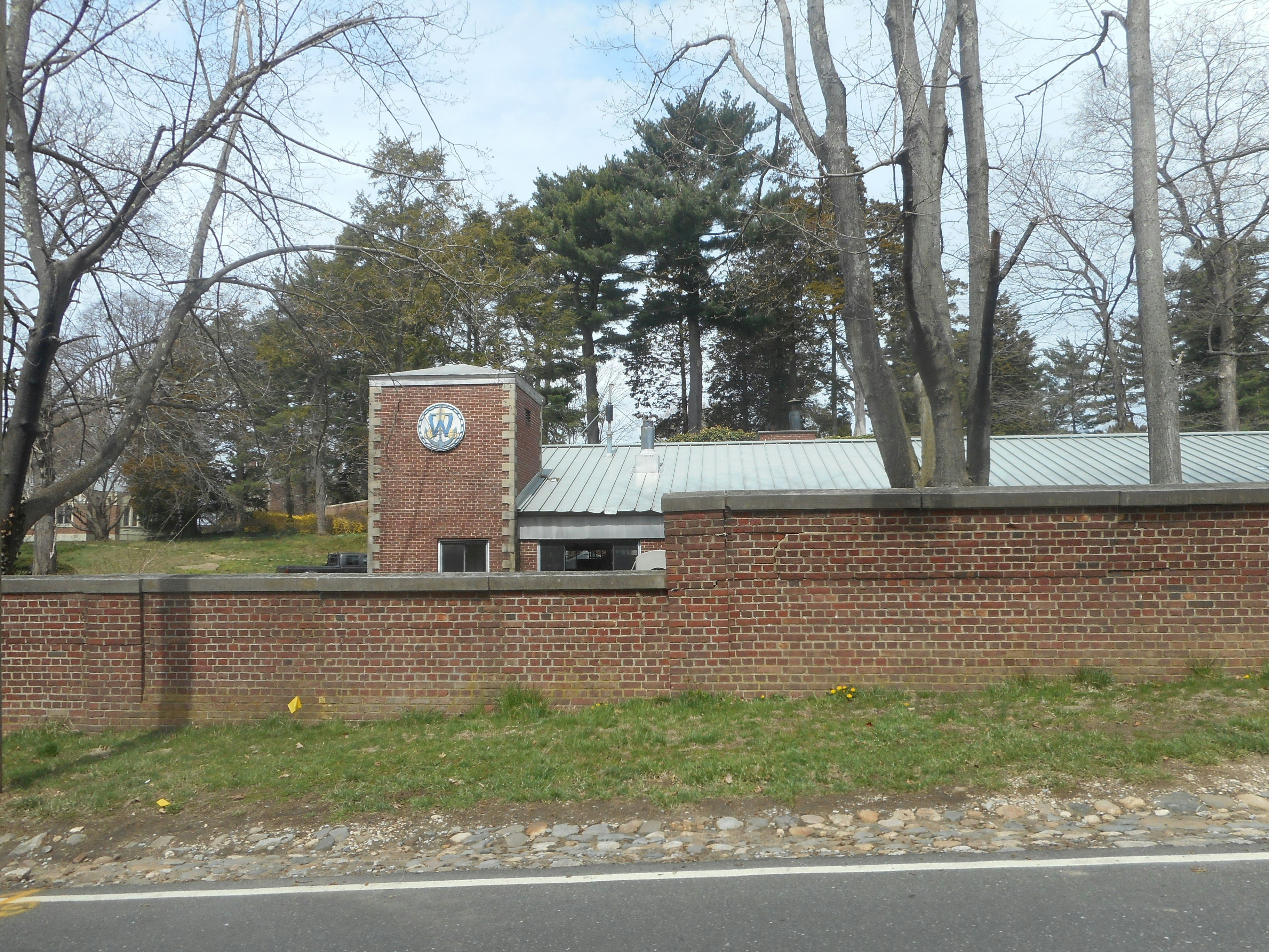 b Institute Net Price, Tuition, Cost to Attend, Financial Aid and